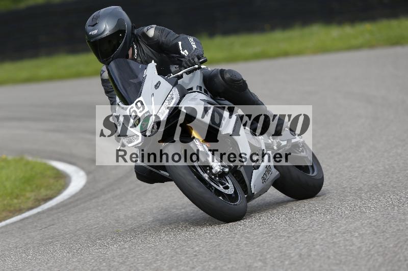 /Archiv-2025/53 16.09.2025 Track Day Domi Aegerter ADR/Gruppe gruen/69